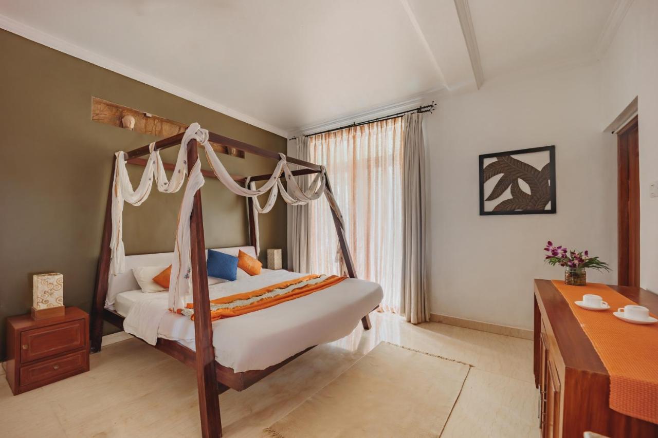 Ocean Suite Goa Дона-Паула Екстер'єр фото